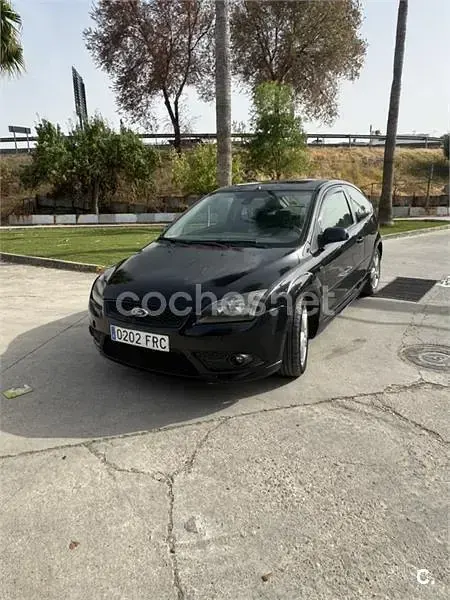 Usado Ford Focus Sport 115 CV (84 kW) 2007 Negro Berlina