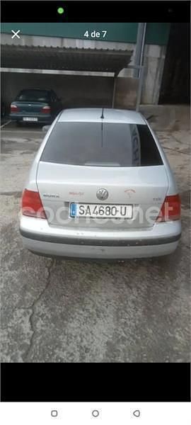 Usado VW Bora Conceptline 90 CV (66 kW) 1999 Gris / plata Berlina