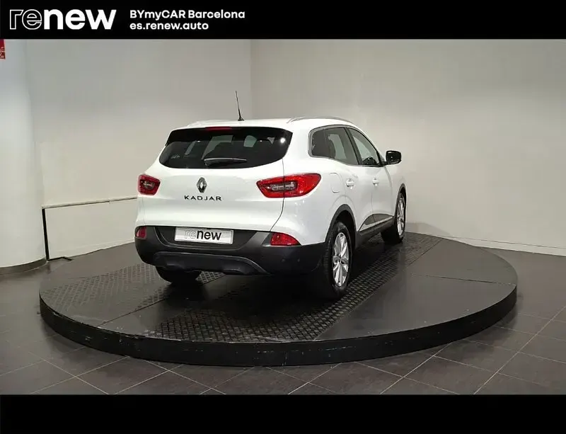 Usado Renault Kadjar Zen 130 CV (95 kW) 2016 Blanco SUV