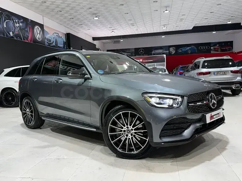 Käytetty Mercedes GLC300e 258 HP (189 kW) 2020 Harmaa Katumaasturi