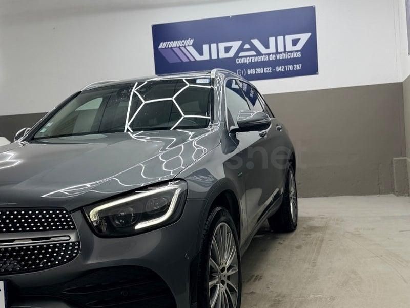 Usado Mercedes GLC300e 306 CV (225 kW) 2022 Gris / plata SUV