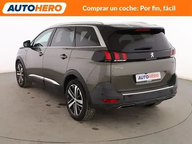 Usado Peugeot 5008 GT 180 CV (132 kW) 2018 Verde SUV