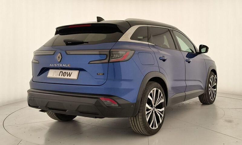 Begagnad Renault Austral Iconic 200 HK (147 kW) 2023 Vit SUV