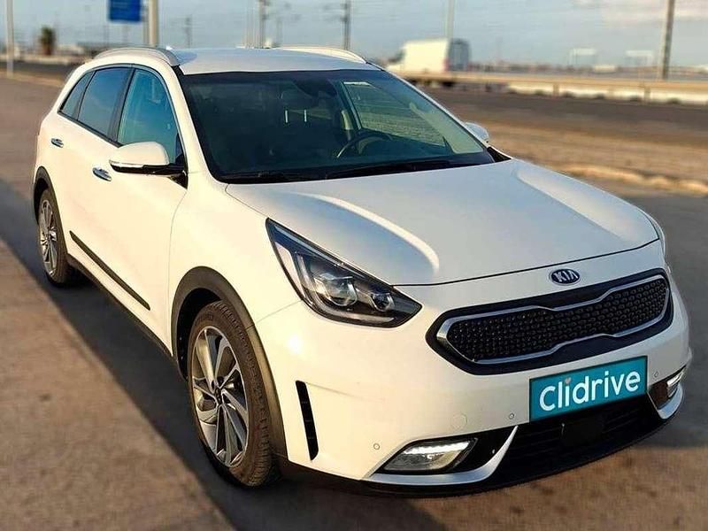 Usado Kia Niro 105 CV (77 kW) 2019 Blanco SUV