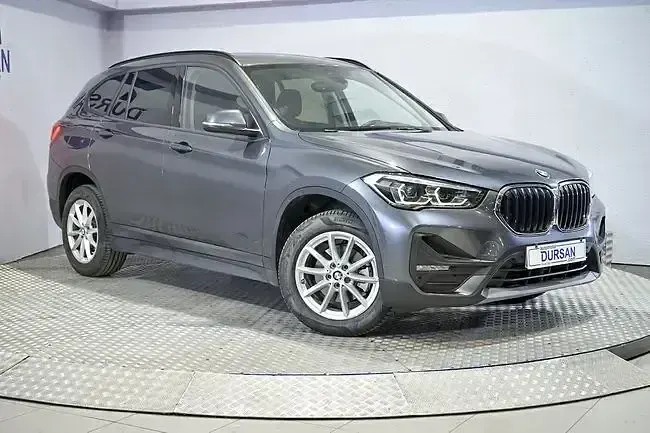 Usado BMW X1 150 CV (110 kW) 2022 Gris SUV