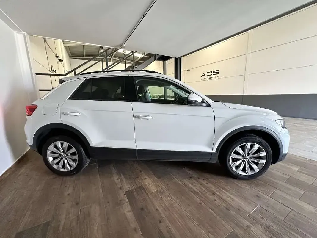 Usado VW T-Roc Advance 116 CV (85 kW) 2022 Blanco SUV