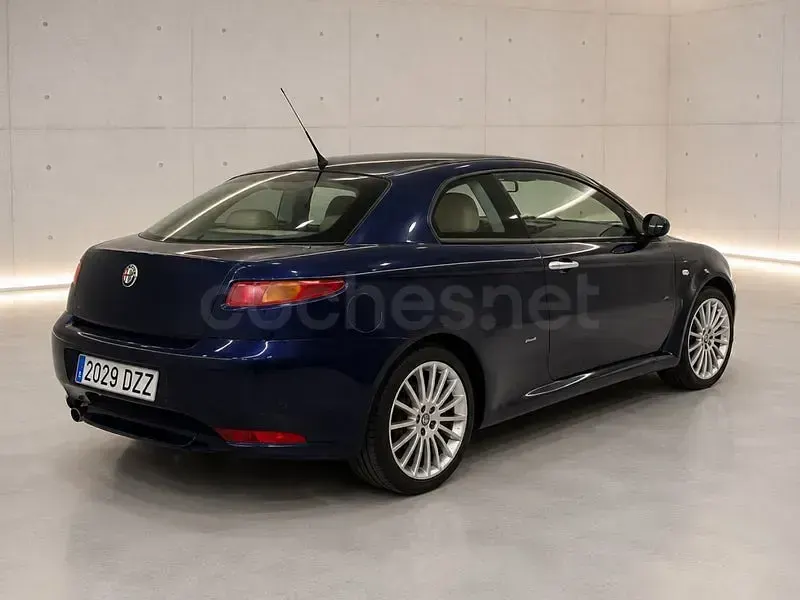 Usado Alfa Romeo GT Distinctive 150 CV (110 kW) 2006 Azul Coupe
