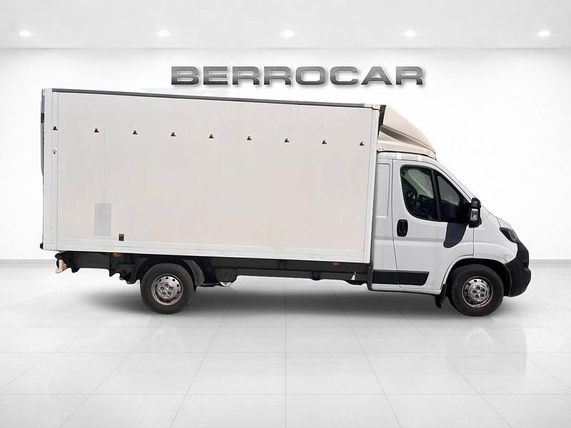 Usado Peugeot Boxer 165 CV (121 kW) 2024 Blanco Van