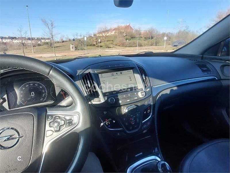 Usado Opel Insignia Excellence 140 CV (102 kW) 2014 Azul Berlina