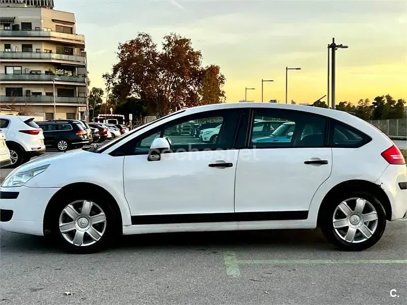 Usado Citroën C4 110 CV (80 kW) 2008 Blanco Berlina