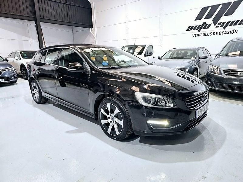 Usado Volvo V60 Summum 231 CV (169 kW) 2016 Negro Familiar