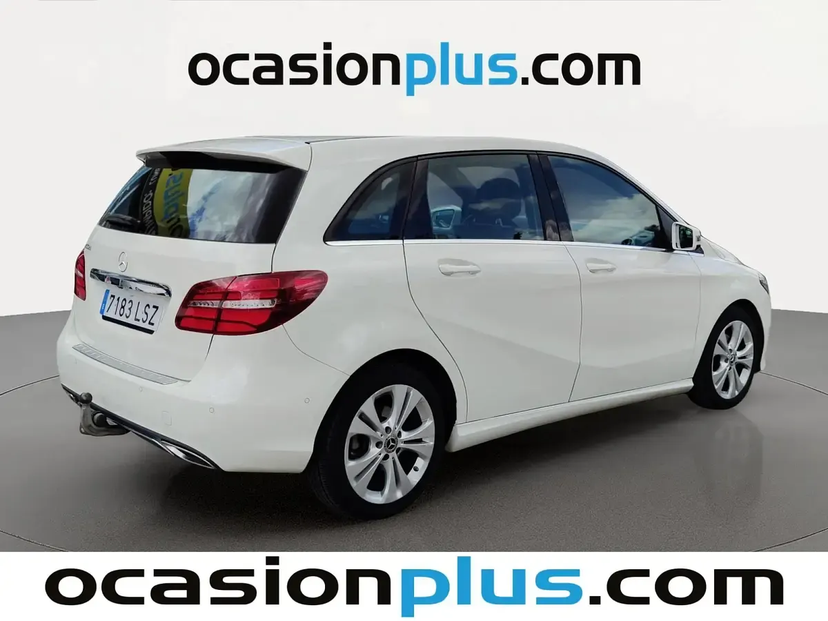 Usado Mercedes B200 136 CV (100 kW) 2018 Blanco Utilitario