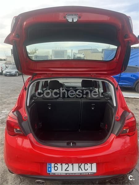Usado Opel Corsa Selective 95 CV (69 kW) 2017 Rojo Utilitario