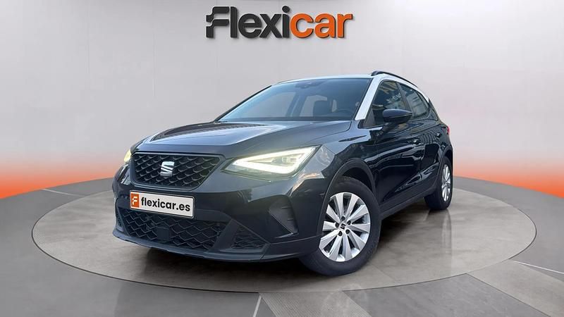 Usado Seat Arona Style 110 CV (80 kW) 2022 Azul SUV