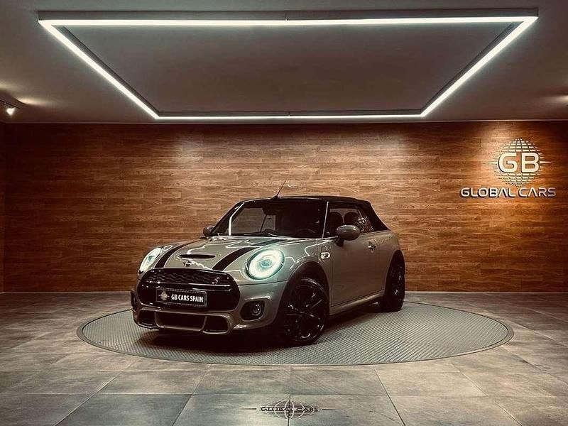 Verde Usado 2020 Mini Cooper Coupé Coupe | 26.399 € - Imagen 1/4