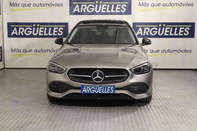 Usado Mercedes E300 313 CV (230 kW) 2022 Plateado Familiar