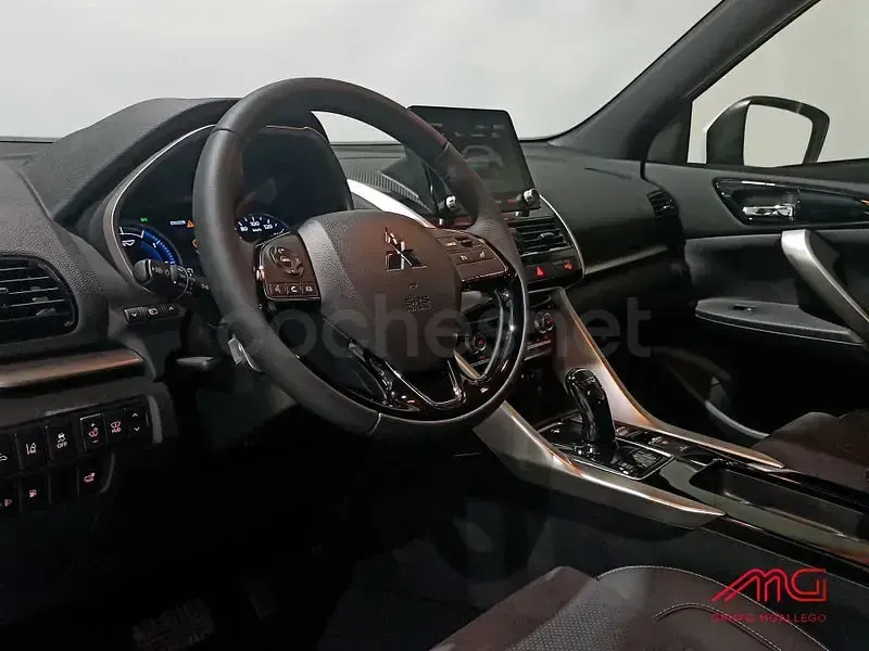 Usado Mitsubishi Eclipse Cross 188 CV (138 kW) 2025 Blanco SUV