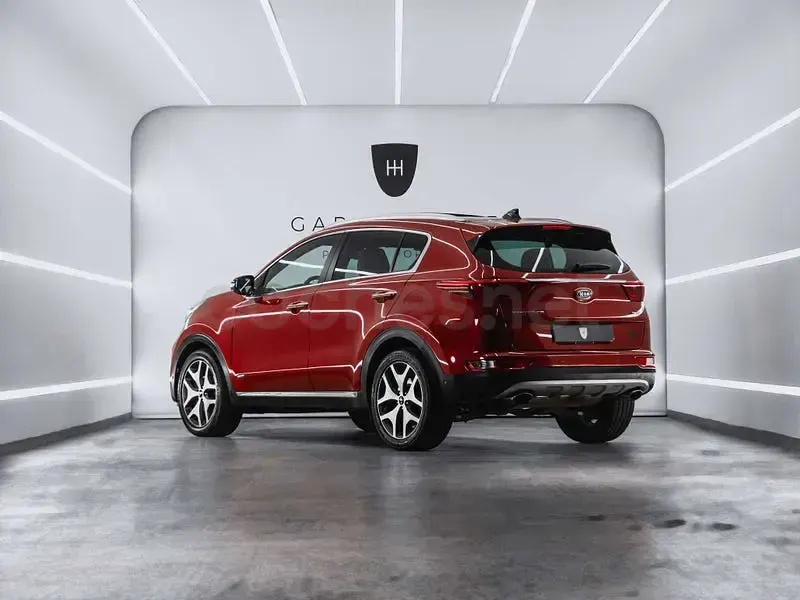 Usado Kia Sportage GT-Line 177 CV (130 kW) 2016 Granate SUV