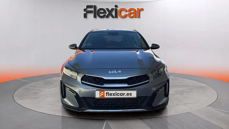 Usado Kia XCeed 120 CV (88 kW) 2023 Gris SUV