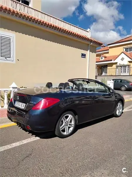 Usado Peugeot 308 CC Active 122 CV (89 kW) 2012 Azul Descapotable