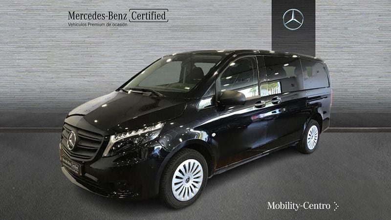 Usado Mercedes Vito 2023 Negro Van