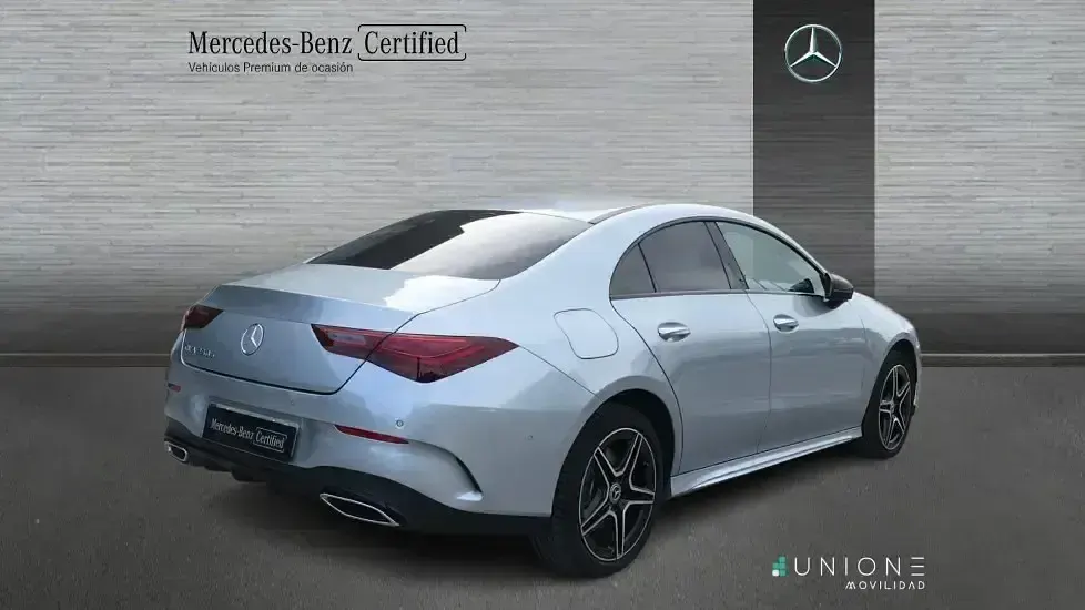Usado Mercedes CLA250e 218 CV (160 kW) 2024 Gris Berlina