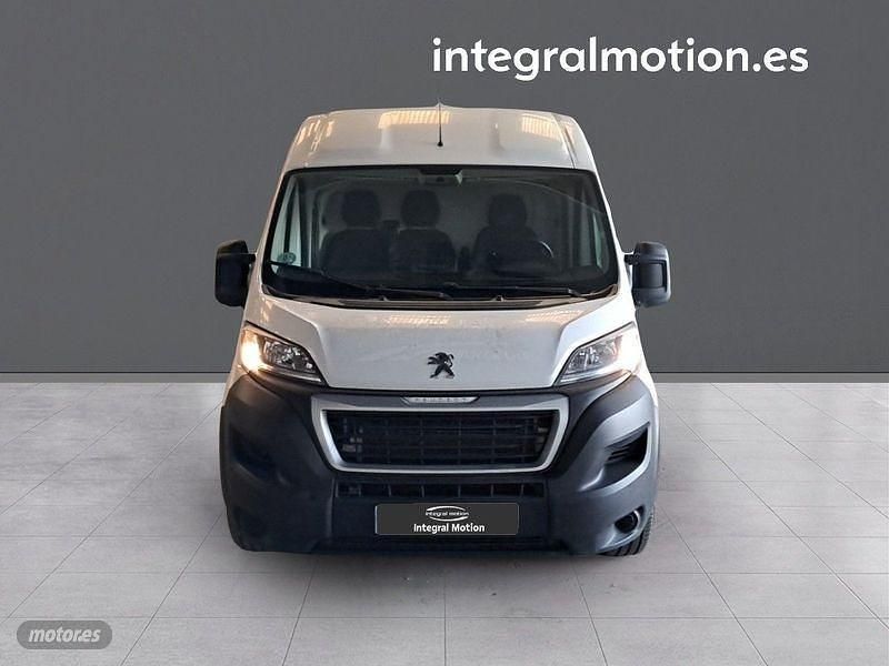 Usado Peugeot Boxer 140 CV (102 kW) 2021 Blanco Van