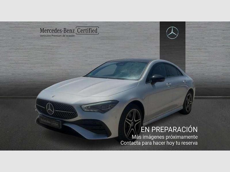 Plateado Usado 2024 Mercedes CLA250e Berlina | 41.990 € (Precio justo) - Imagen 1/4