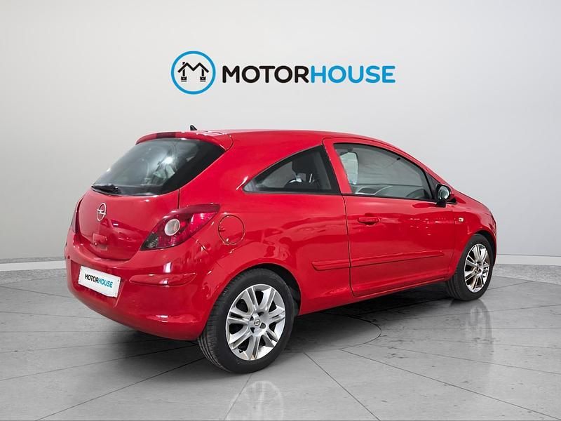 Usado Opel Corsa Enjoy 80 CV (58 kW) 2007 Rojo Utilitario