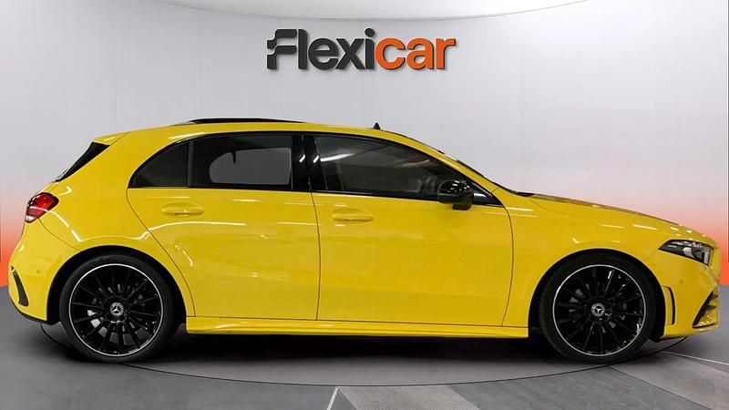 Usado Mercedes A180 136 CV (100 kW) 2019 Amarillo Utilitario