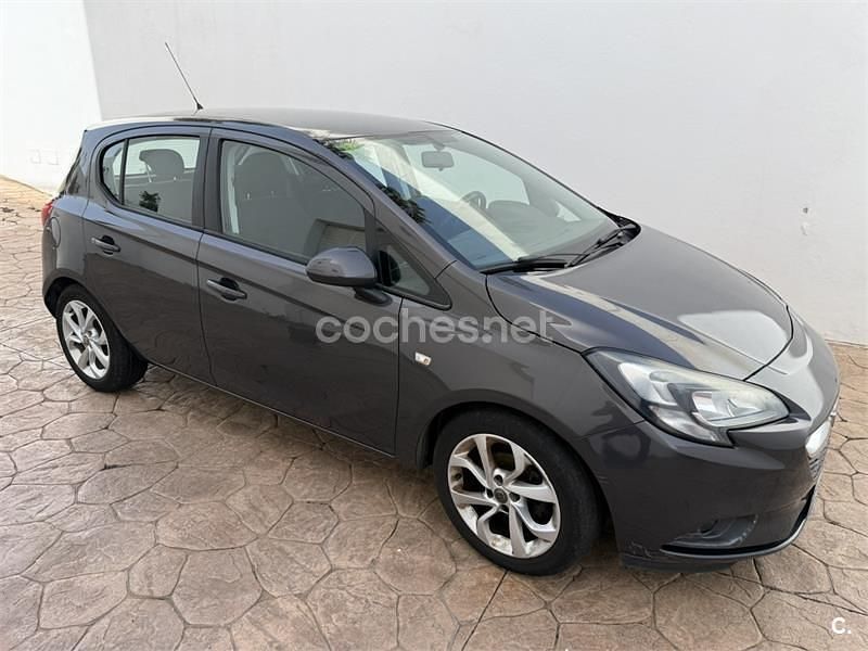 Usado Opel Corsa Selective 90 CV (66 kW) 2015 Marrón Utilitario