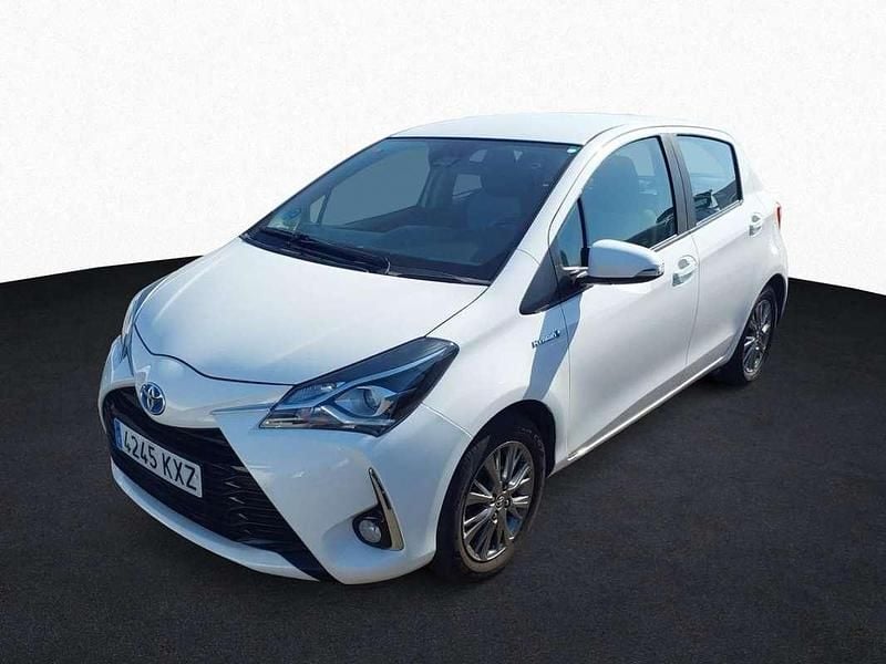Blanco Usado 2019 Toyota Yaris Hybrid Active Utilitario | 16.300 € (Un poco caro) - Imagen 1/4