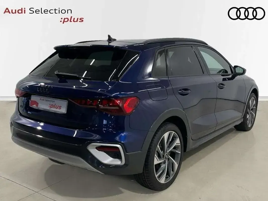 Usado Audi A3 150 CV (110 kW) 2025 Azul SUV