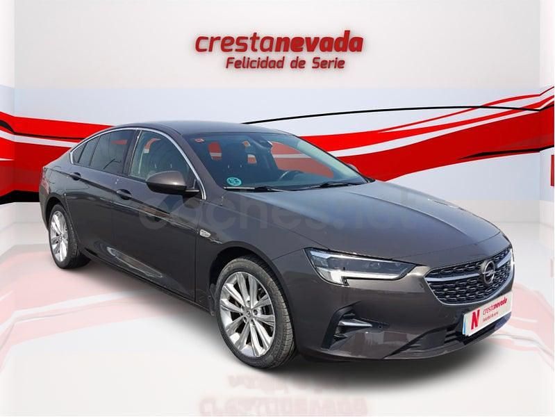 Usado Opel Insignia Business Elegance 174 CV (127 kW) 2021 Gris / plata Berlina