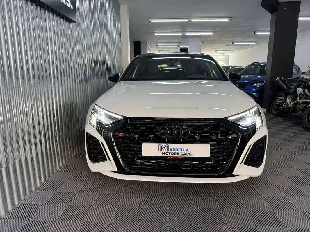 Usado Audi RS3 Sportback Comfort 400 CV (294 kW) 2022 Blanco Utilitario