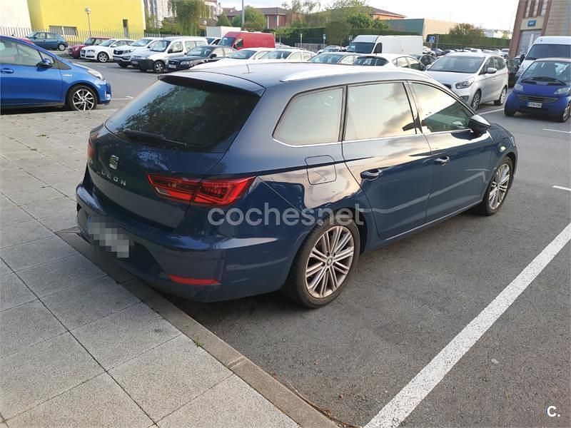 Usado Seat Leon ST XCELLENCE 150 CV (110 kW) 2017 Azul Familiar