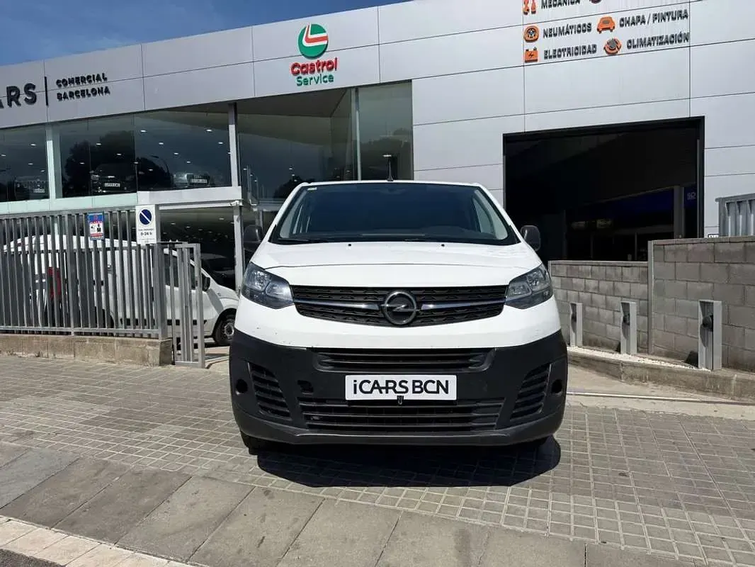 Usado Opel Vivaro 102 CV (75 kW) 2022 Blanco Monovolumen