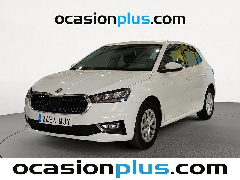 Usado Skoda Fabia Ambition 110 CV (80 kW) 2023 Blanco Utilitario