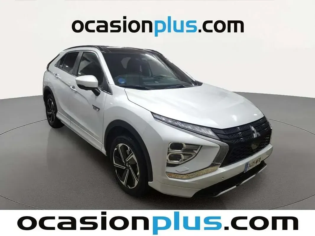 Usado Mitsubishi Eclipse Cross 188 CV (138 kW) 2023 Blanco SUV
