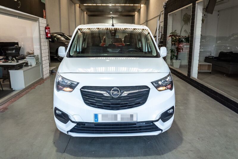Usado Opel Combo Life Edition+ 102 CV (75 kW) 2020 Blanco Monovolumen