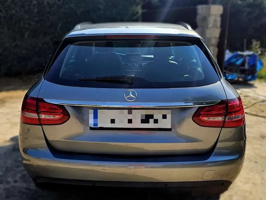 Usado Mercedes C220 Executive 170 CV (125 kW) 2014 Blanco Familiar