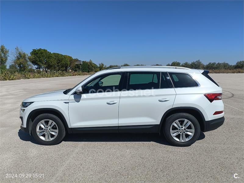 Blanco Usado 2022 Skoda Kodiaq Ambition SUV | 29.500 € (Precio justo) - Imagen 1/4