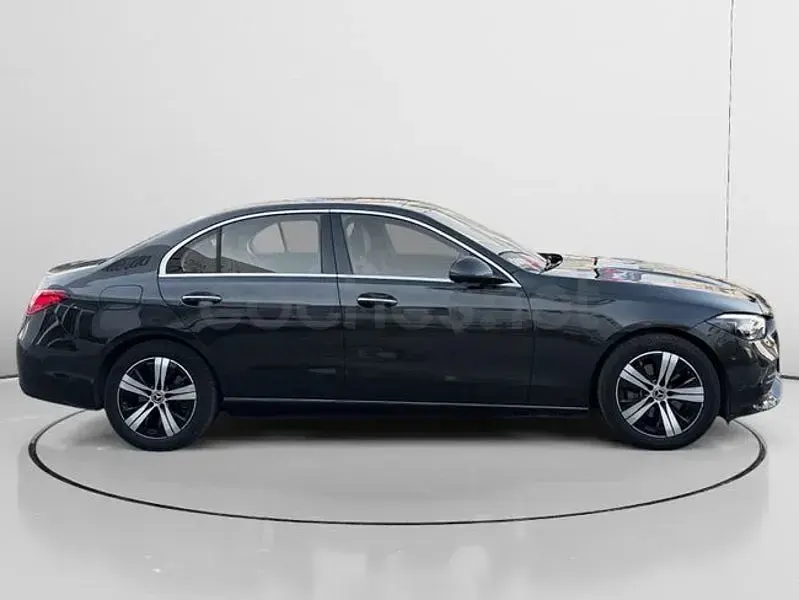 Usado Mercedes C180 170 CV (125 kW) 2022 Gris / plata Berlina