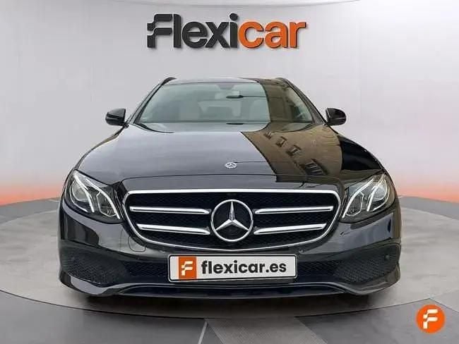 Käytetty Mercedes E220 194 HP (142 kW) 2019 Musta Farmari