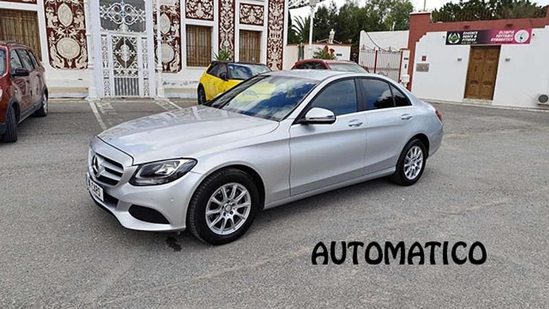 Usado Mercedes C180 2017 Plateado Berlina