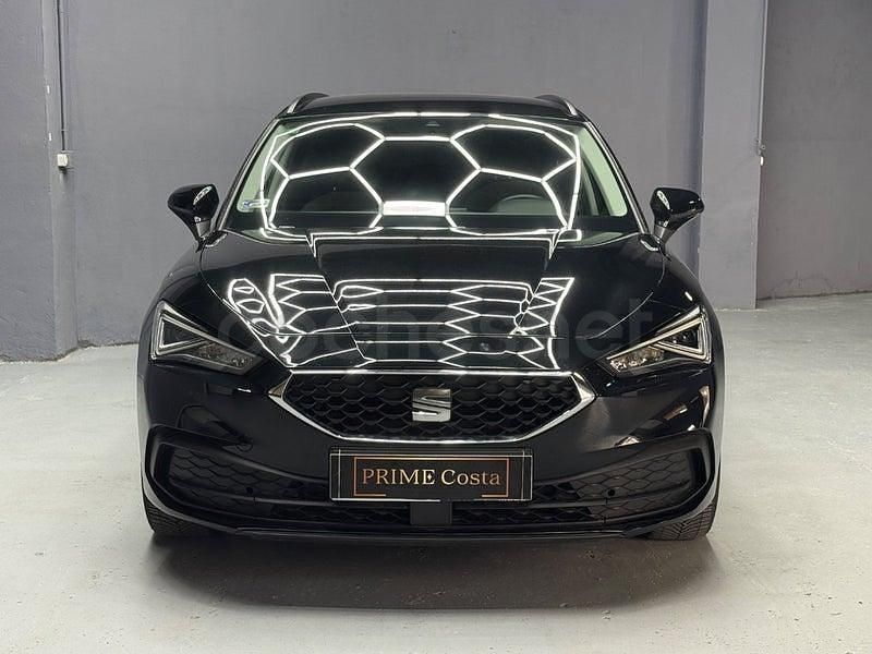 Usado Seat Leon XCELLENCE 150 CV (110 kW) 2022 Negro Familiar