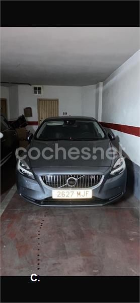 Usado Volvo V40 Inscription 190 CV (139 kW) 2016 Gris / plata Familiar