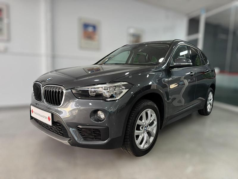 Usado BMW X1 Advantage 150 CV (110 kW) 2018 Gray SUV