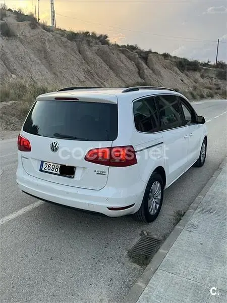 Usado VW Sharan Edition 140 CV (102 kW) 2011 Blanco Monovolumen