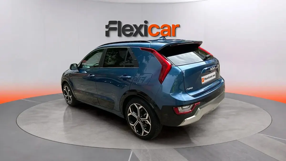 Usado Kia Niro 141 CV (103 kW) 2024 Azul SUV